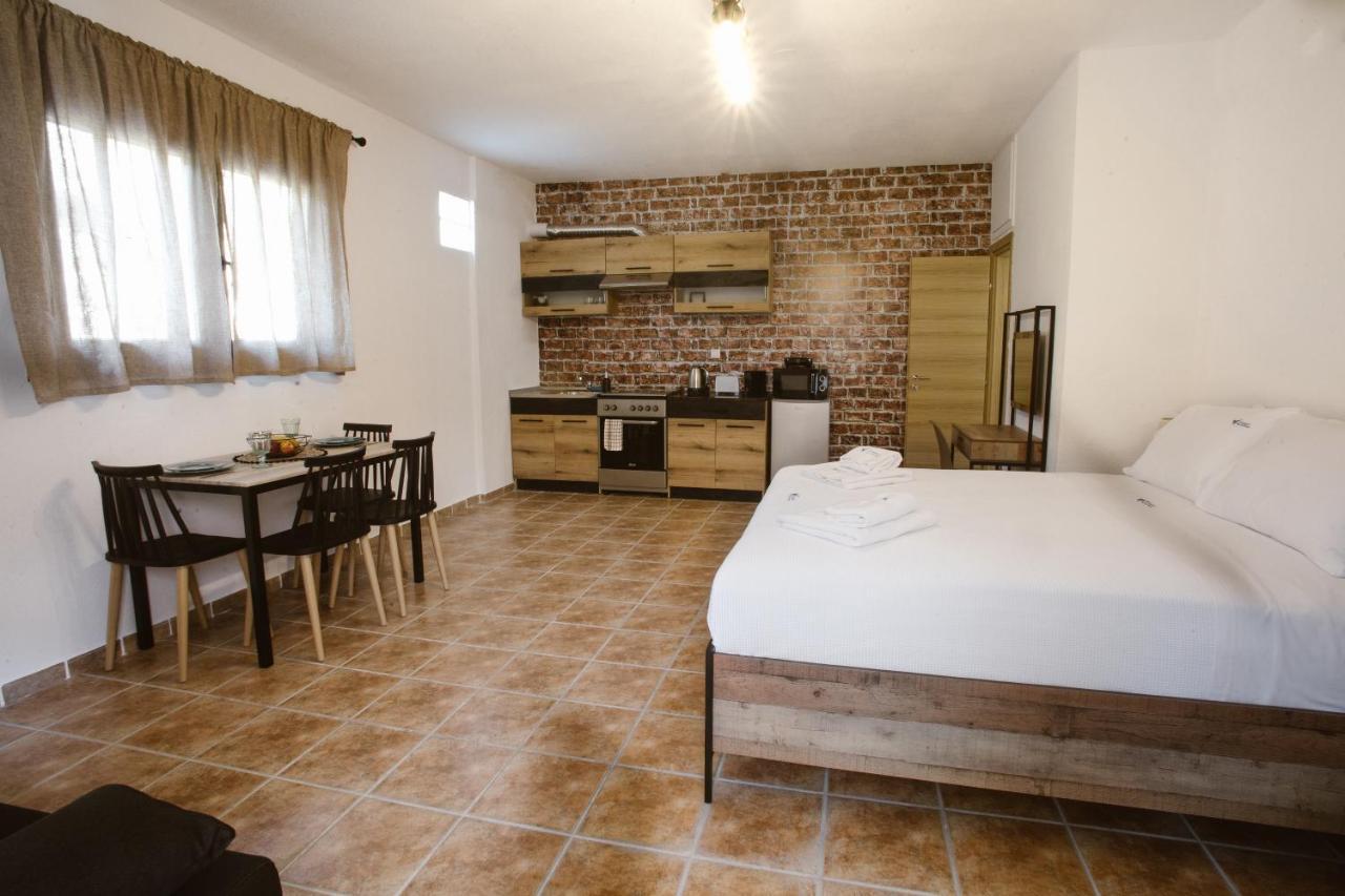 Joseph Village Apartments Fourka Extérieur photo