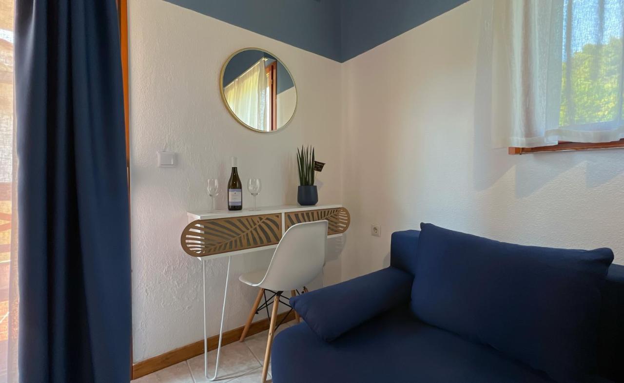 Joseph Village Apartments Fourka Extérieur photo